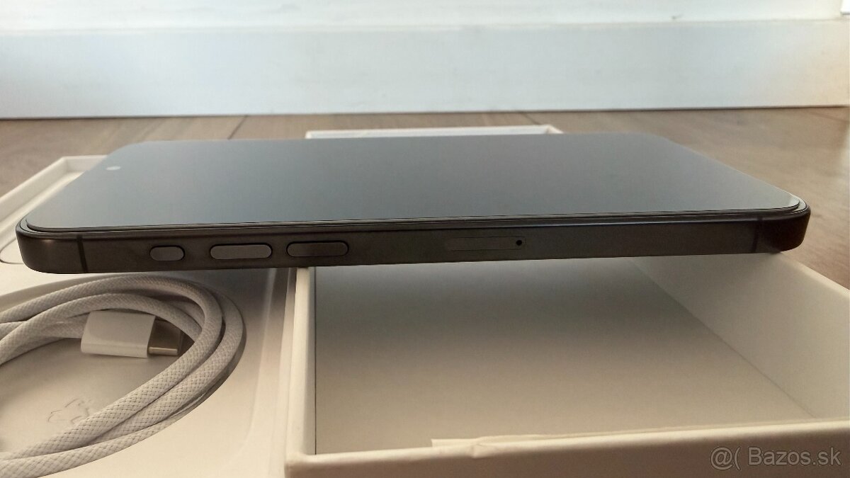 iPhone 15 Pro Max 256GB Black Titan - 10