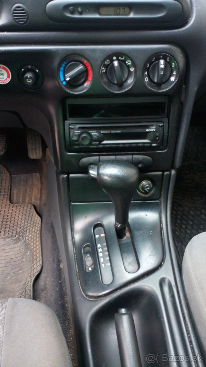 Mondeo MK 1 2 2,0 16 V - 10