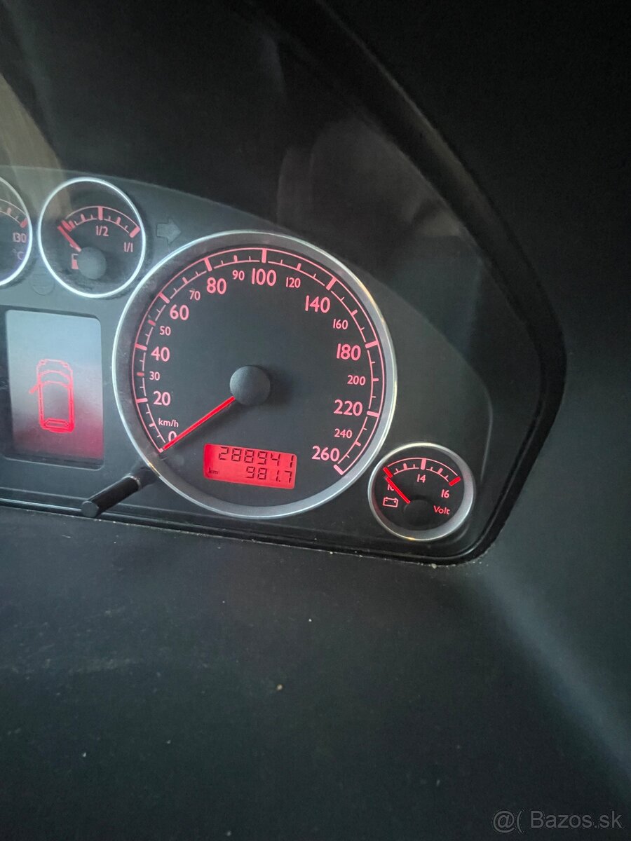 Seat Alhambra 2,0 TDI 103kw/140k - 10