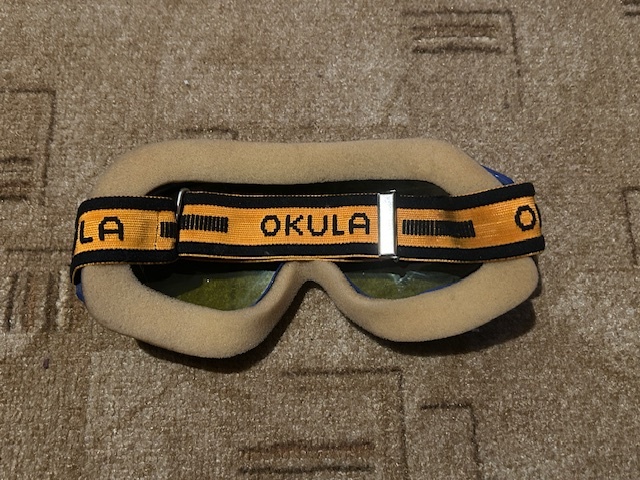 Predám retro lyžiarske doplnky, lyže - 10