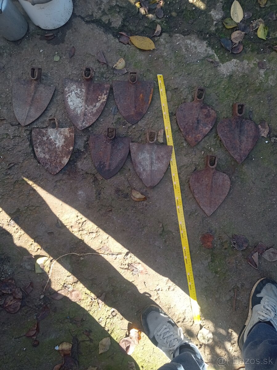 Staré vecičky na dekoráciu - 10