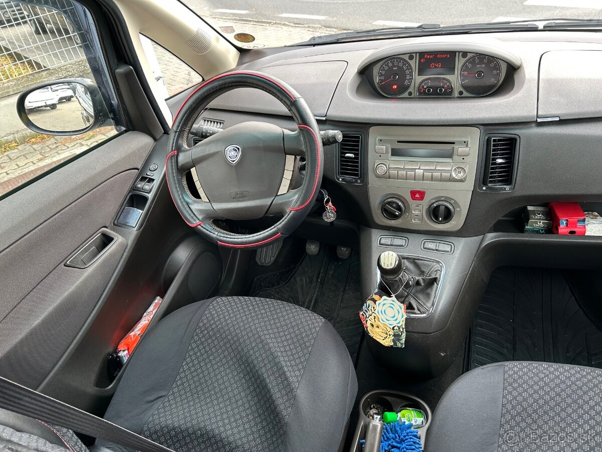 Lancia Musa 1.3 JTD MultiJet 90 Oro - 10