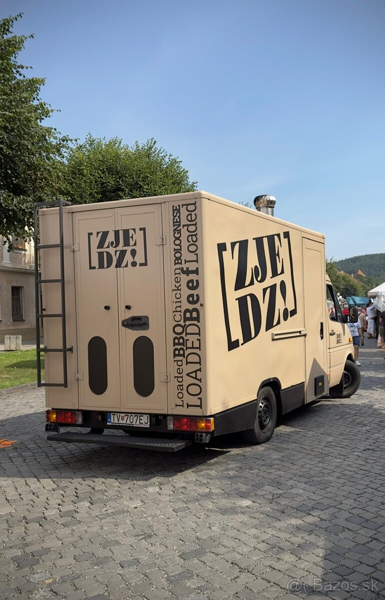 Mercedes-Benz Sprinter Foodtruck - 10