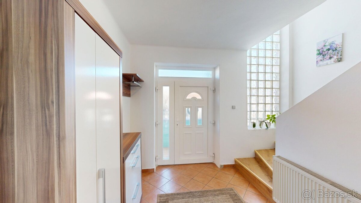 PINK Reality - NOVÁ CENA - na predaj poschodový rodinný dom - 10