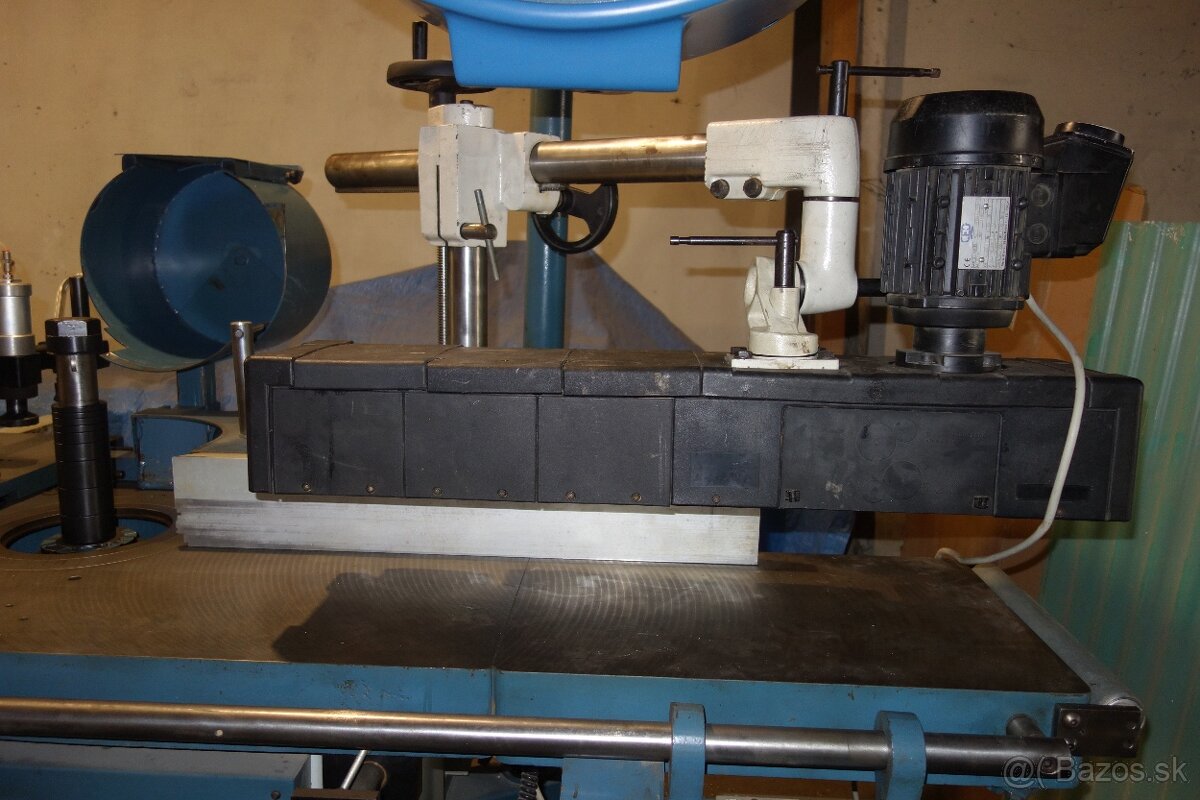 Spodná fréza - obrábacie centrum PAOLONI T 150 P - 10