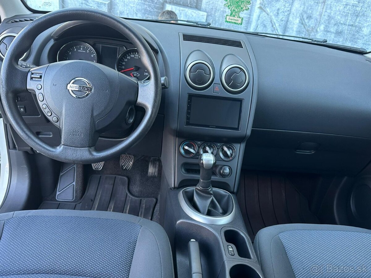 Nissan Qashqai 1.6i, 78KW - 10