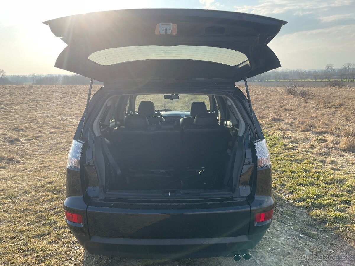 Predám MITSUBISHI Outlander - 10