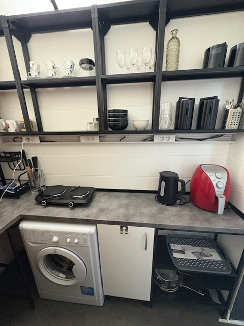 Veľká komplet zariadená Garsónka s Loggiou ul. Martinčekova - 10