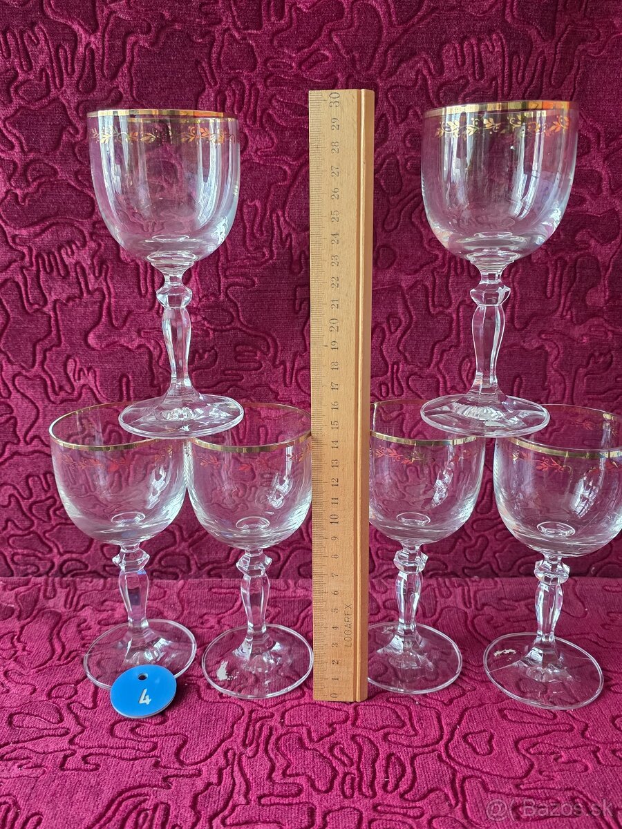 Poháre, kališky. - 10