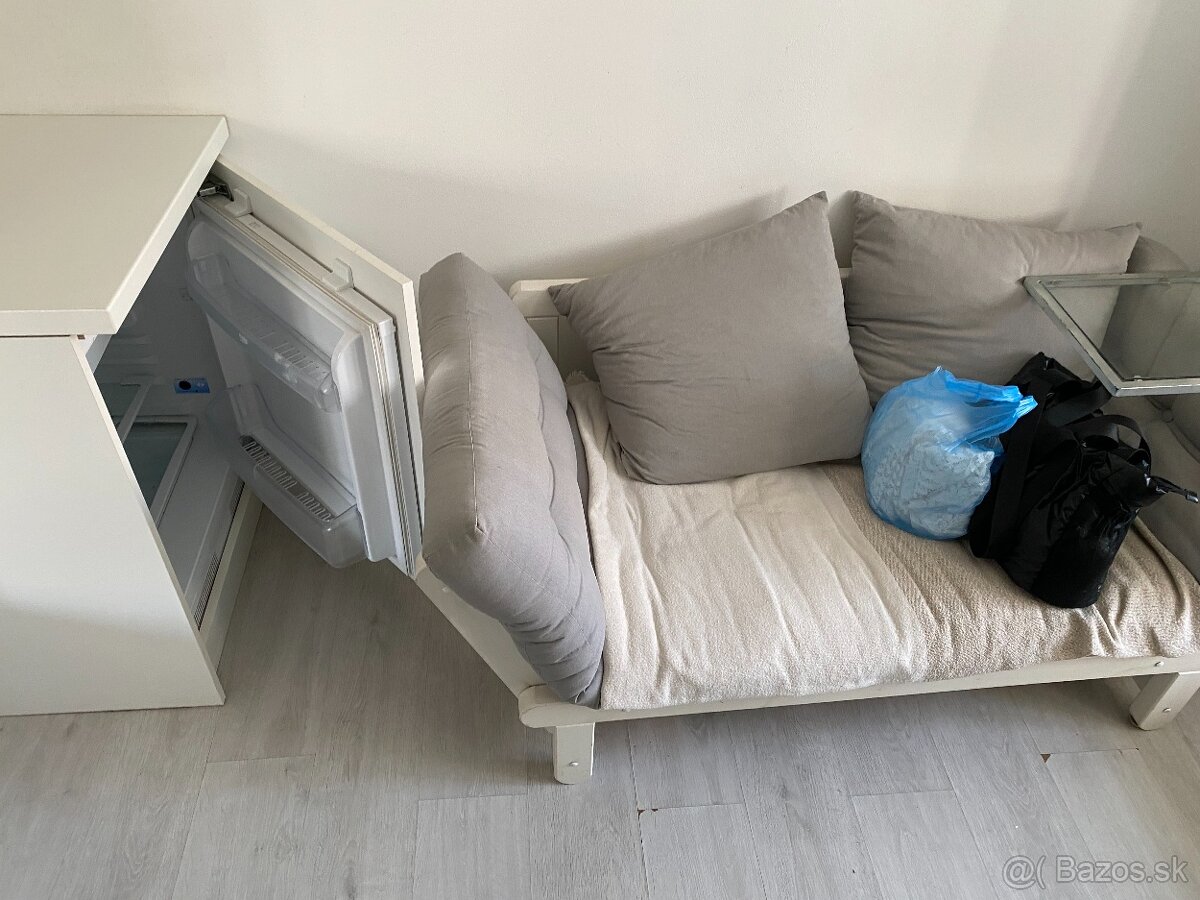 Praktická garsónka v centre na prenájom - 10