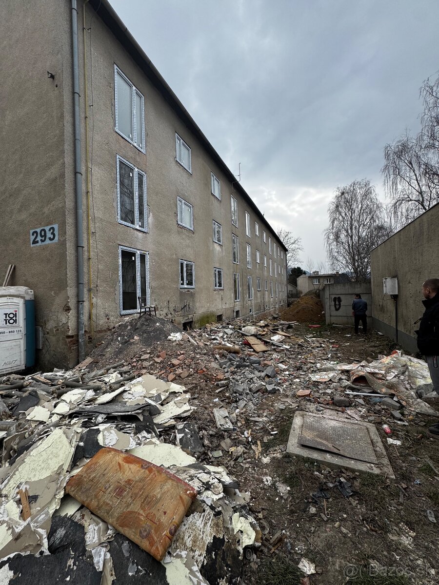 Montáž plastových, hlinikových okien a dverí. - 10