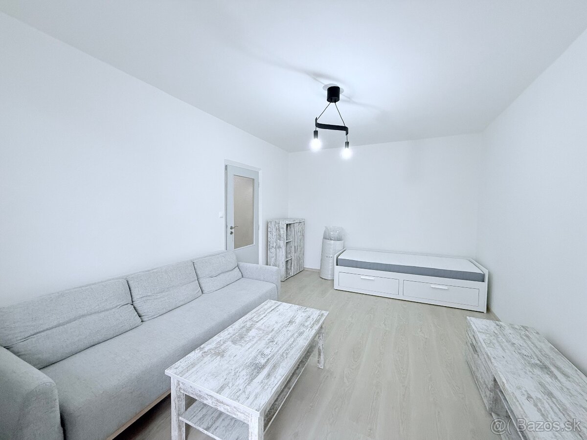 CreeX Reality - svetlý zrekonštruovaný 1-izbový byt - 10