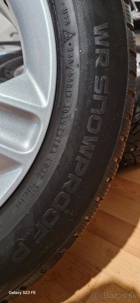 Predám zimnu sadu Ford Kuga 5x108 R17 ,235/55 R17+ TPMS - 10