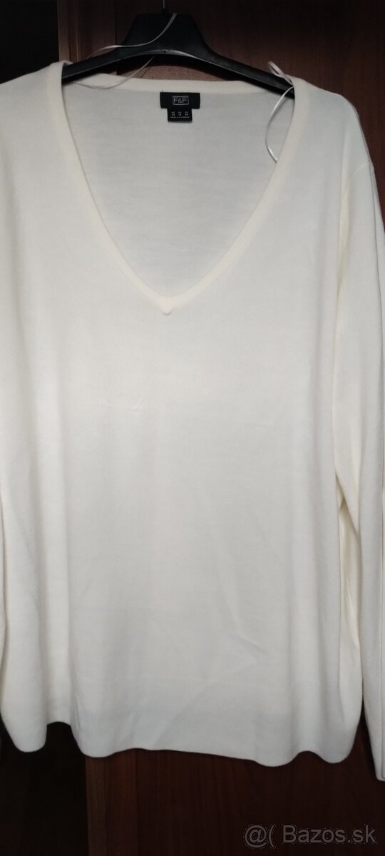 Šaty v. 46-48, pulovre xl-xxl - 10