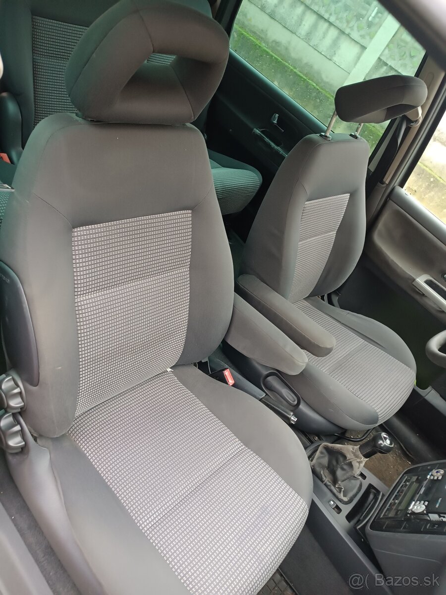 Vw Sharan 1.9 TDI 85 kw rv.2004 - 10