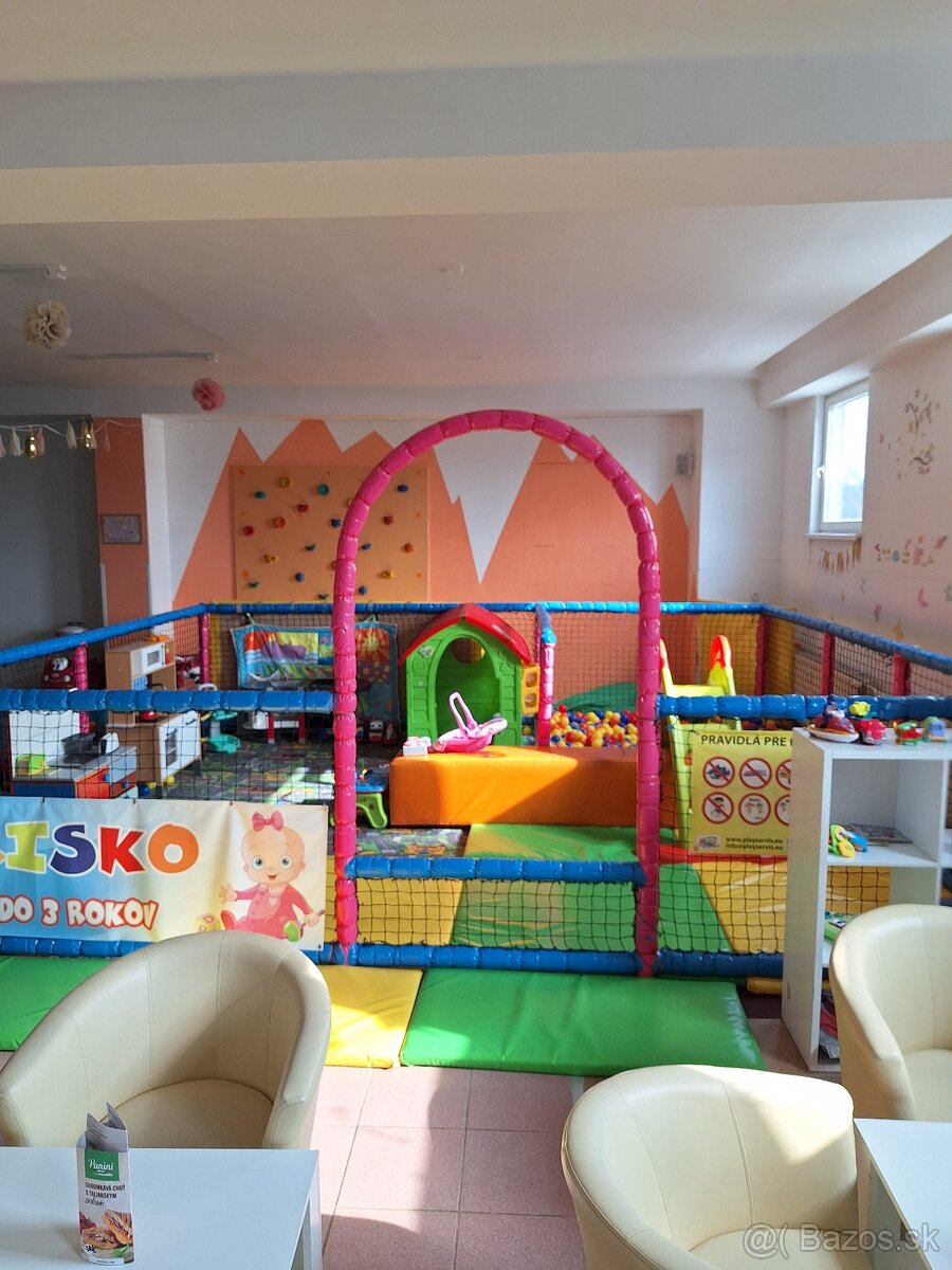 Detské interiérové ihrisko s kaviarňou - 10
