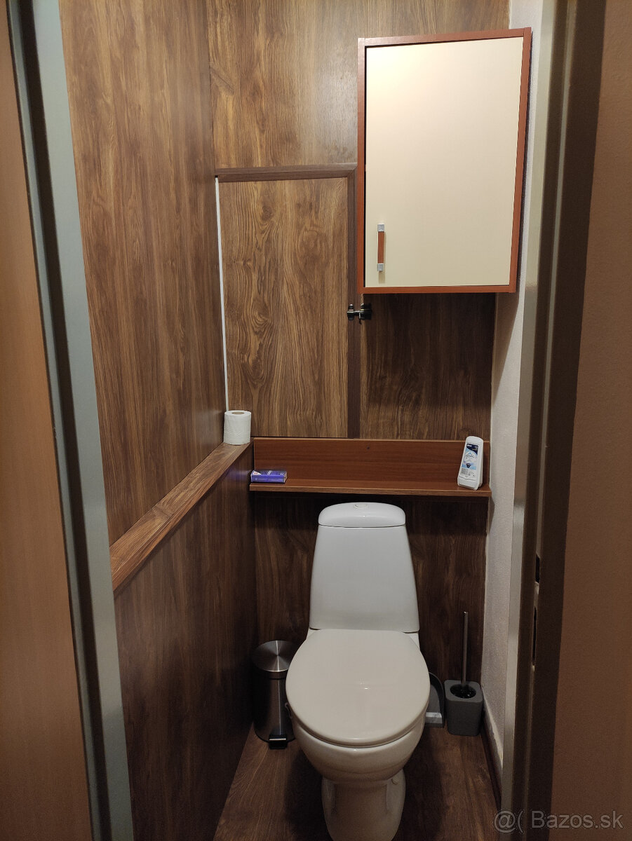 Prenájom 1 izbový byt Levice - 10