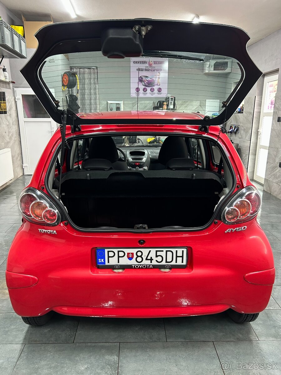 TOYOTA AYGO, 1.0 i, 50KW/68PS, 2011, 93 000 KM - 10