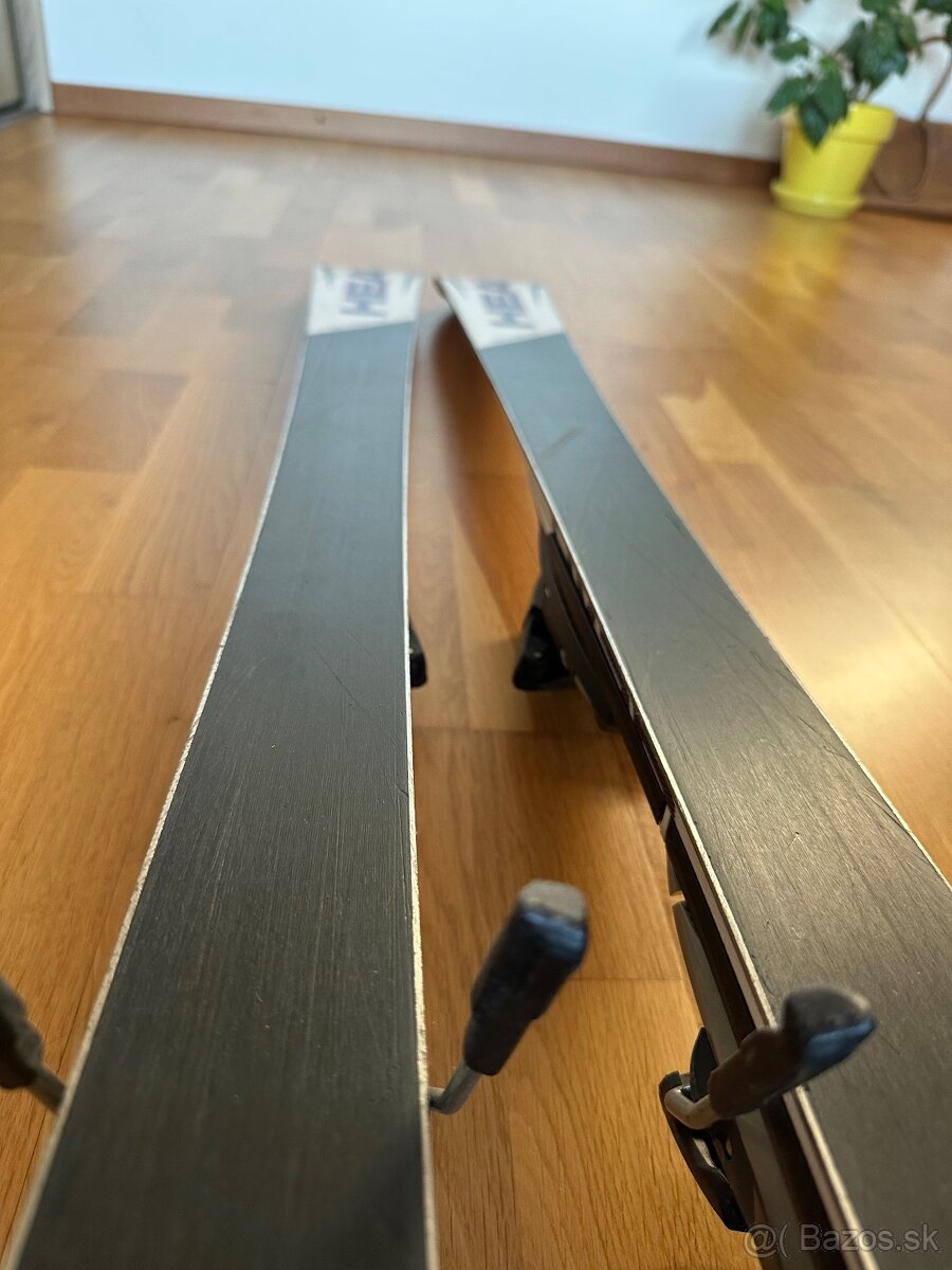 HEAD carvingové lyže - 10