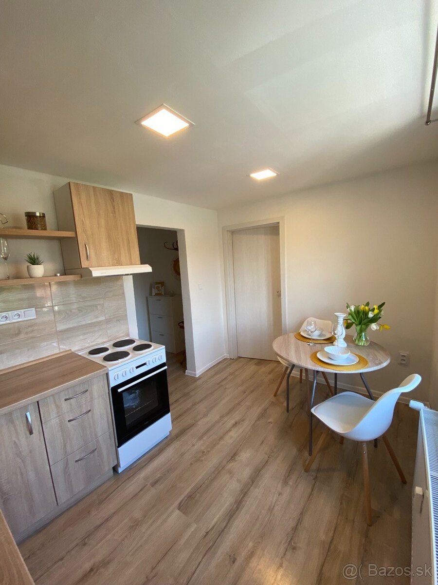 Prenájom 1. izb. byt v Handlovej - 10