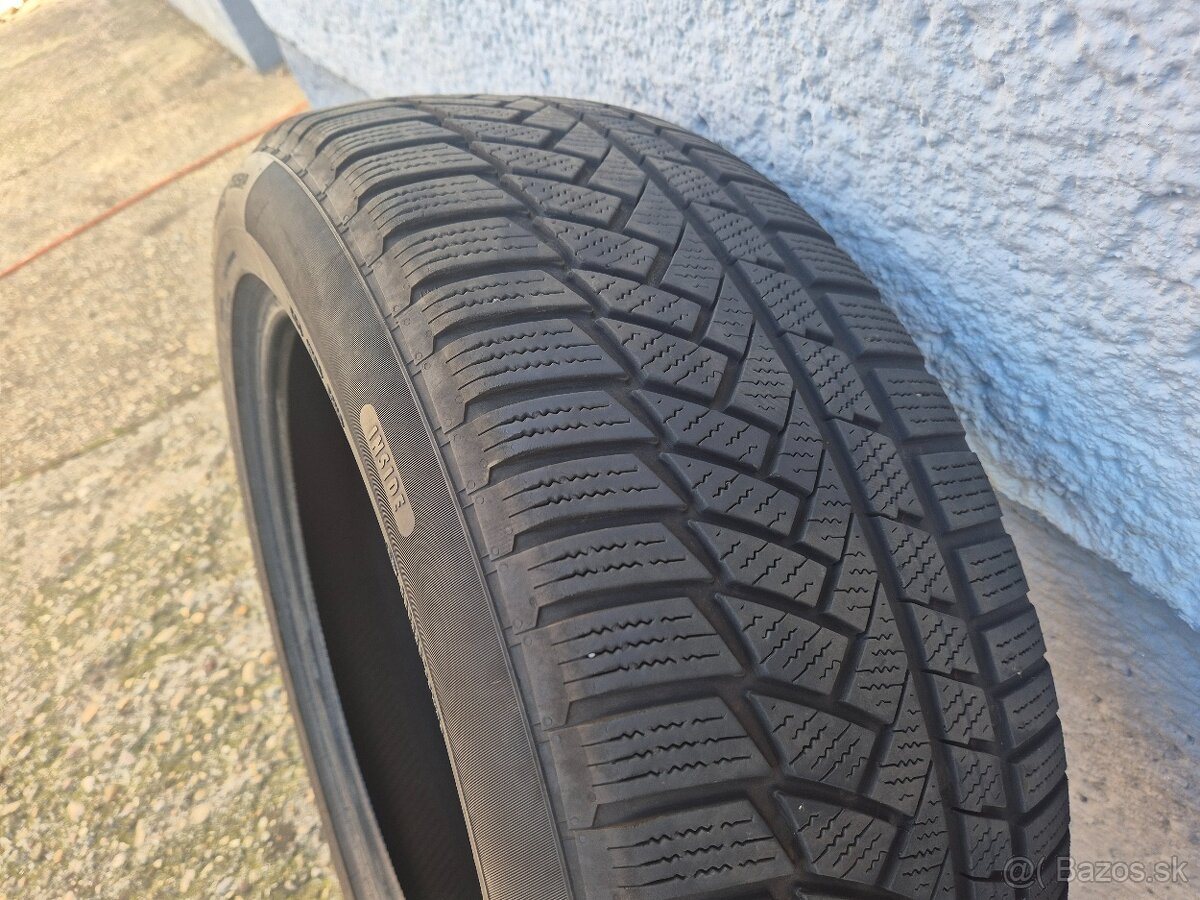 Predám zimné pneumatiky Continental 235/50/R19 - 10