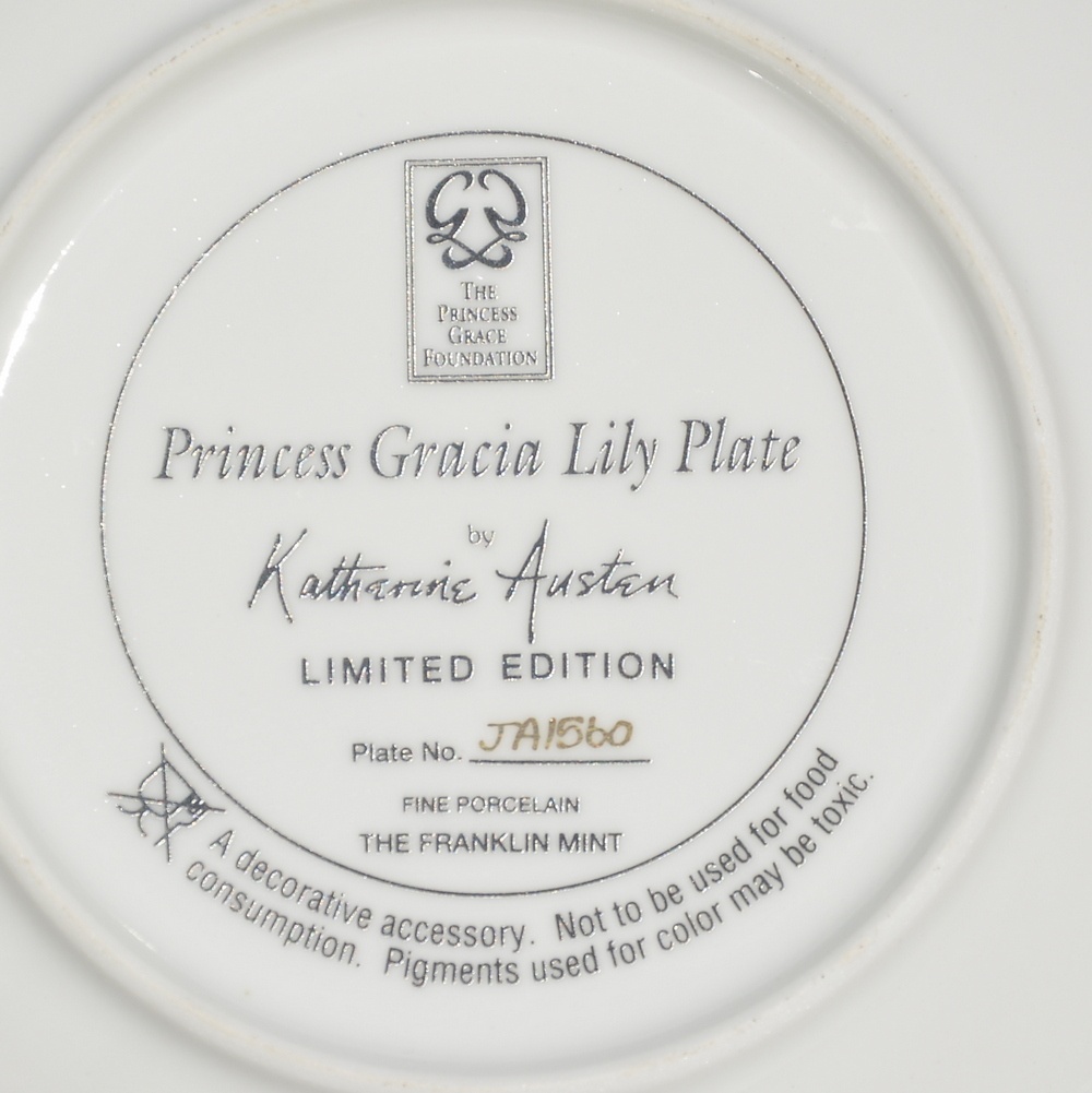 Taniere plné kvetov - zberateľské porcelánové taniere - 10