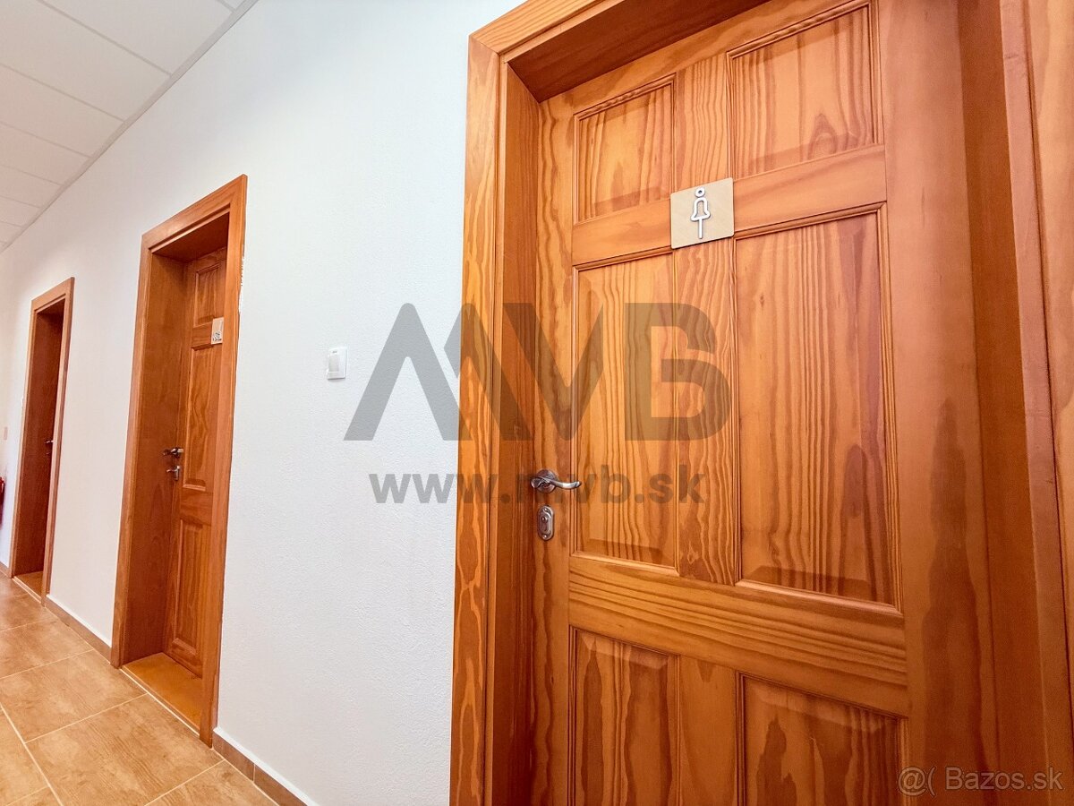 ADMINISTRATÍVNO‑TECHNOLOGICKÉ CENTRUM V MARCELOVEJ - 10