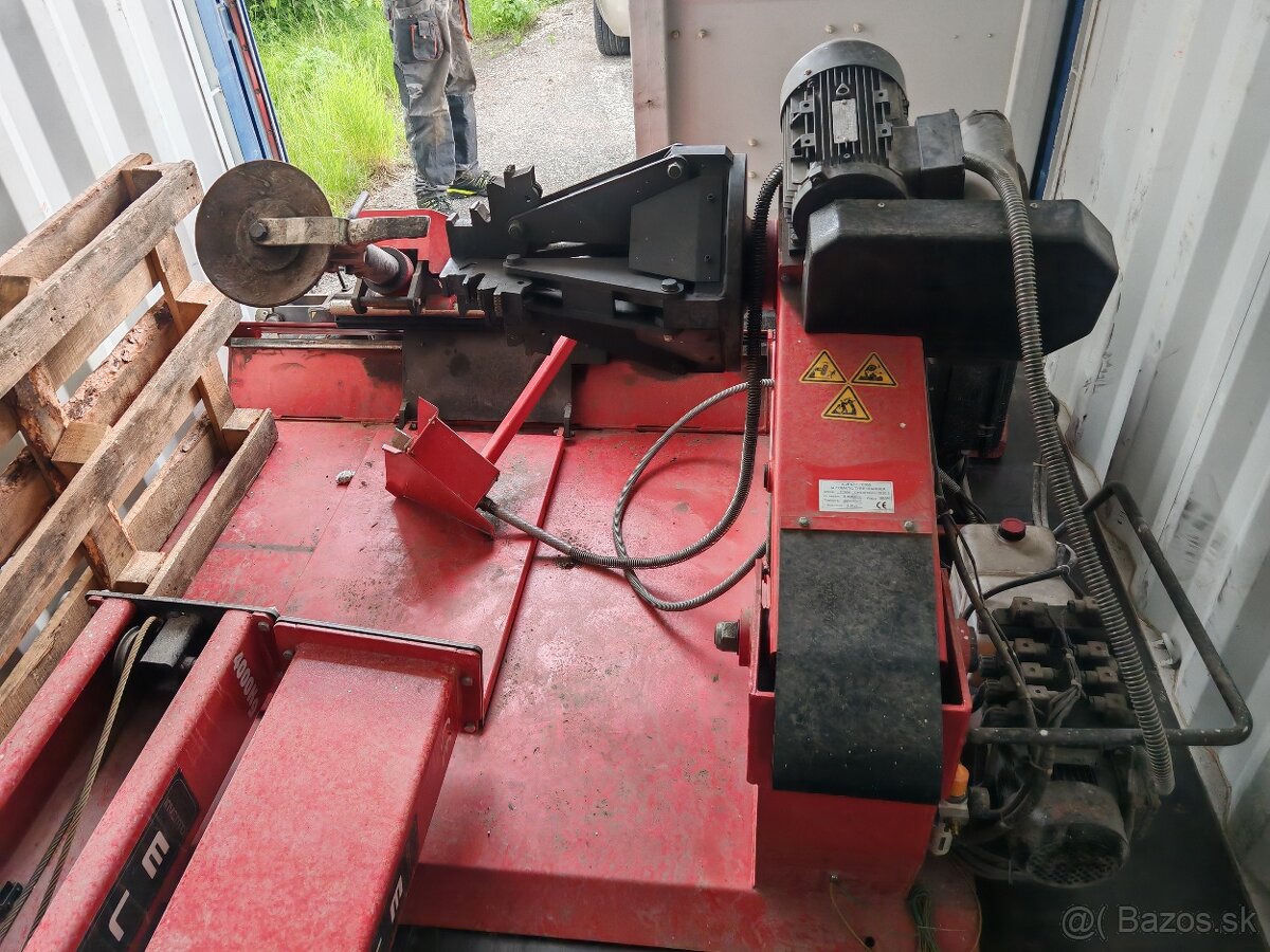 Nákladná vyzuvačka - 10