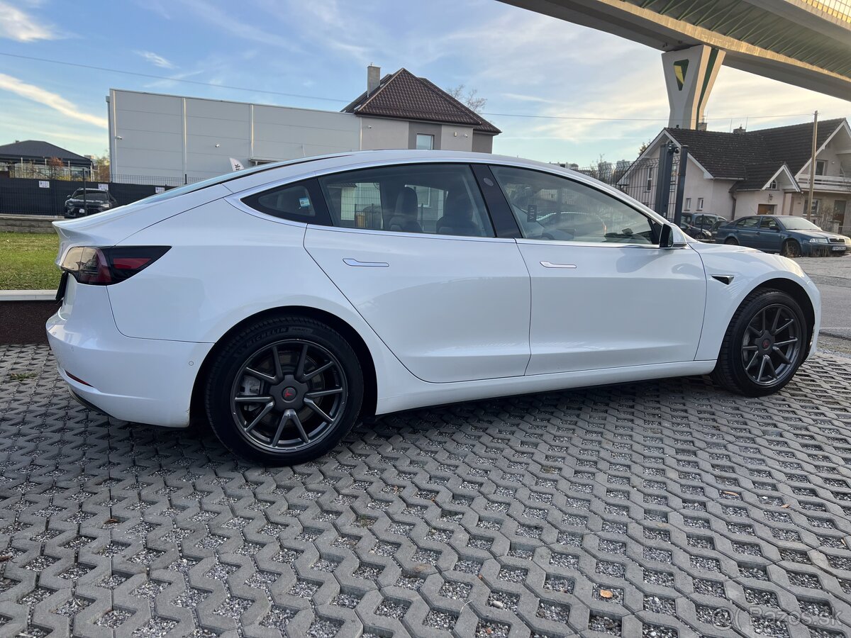Tesla Model 3 Standard Range Plus - ODPOČET DPH - 10