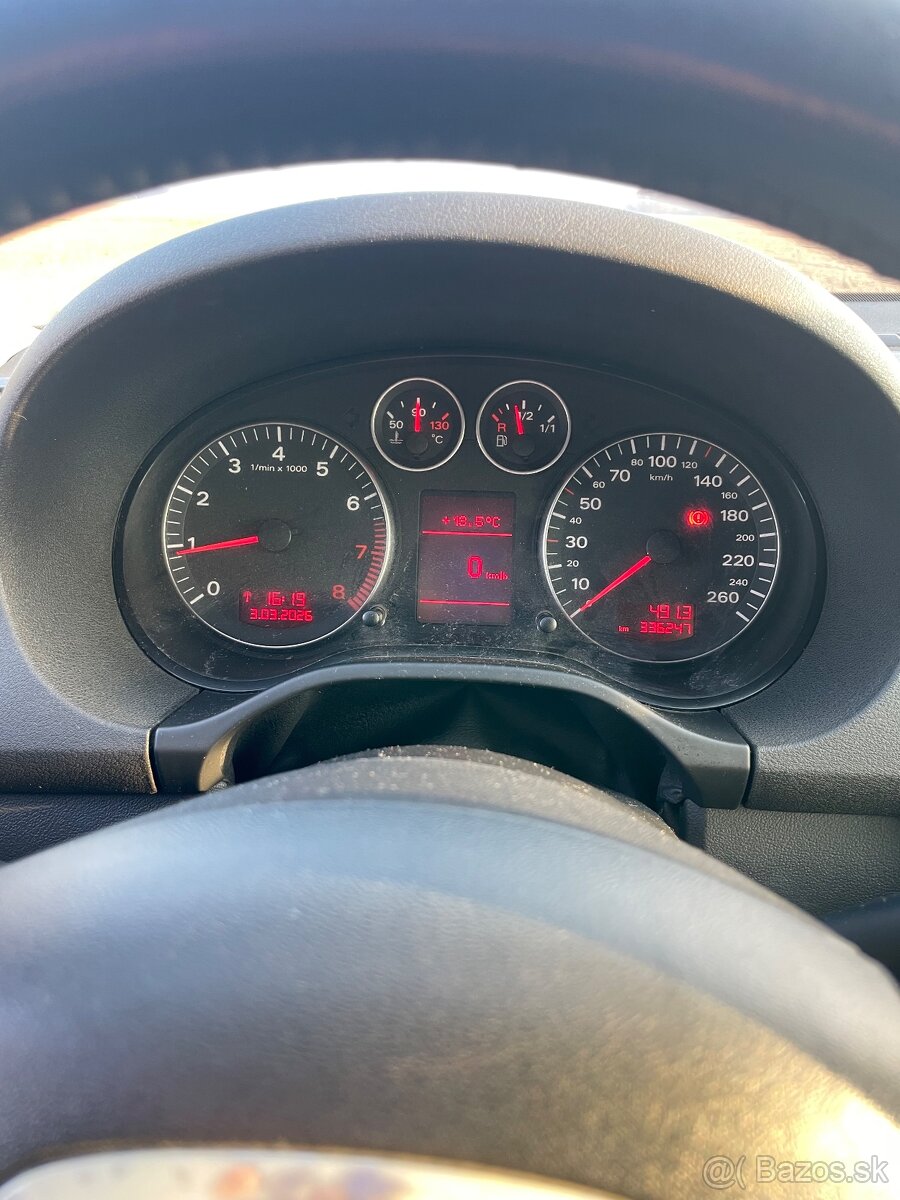 Predám Audi A3 8P 1.6 75kw - 10