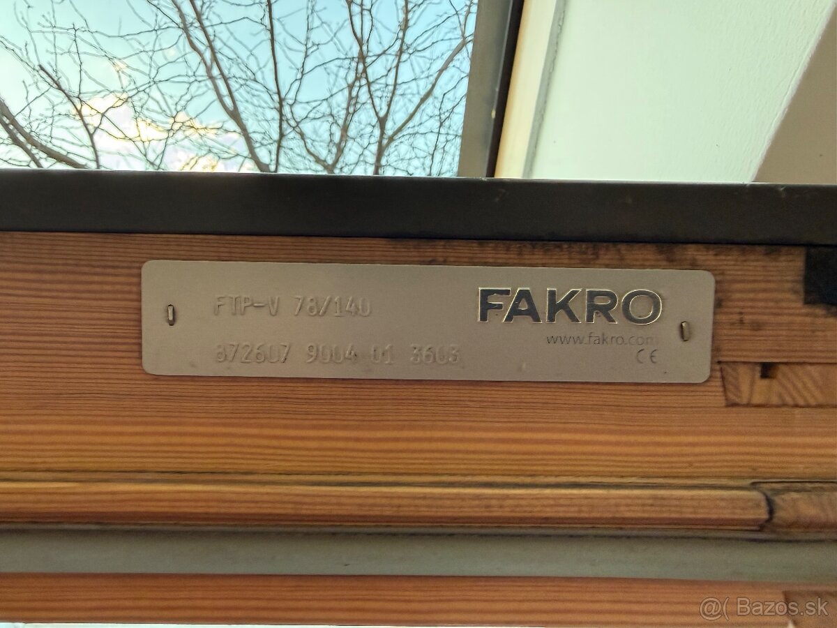 Predam stresne okna FAKRO 7ks - 10