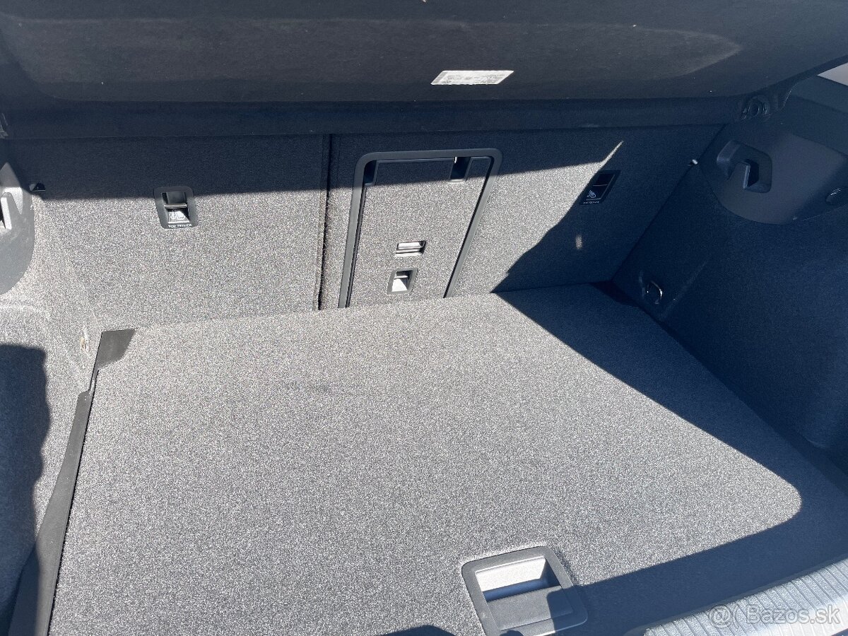 Volkswagen Golf VIII, automat - 10