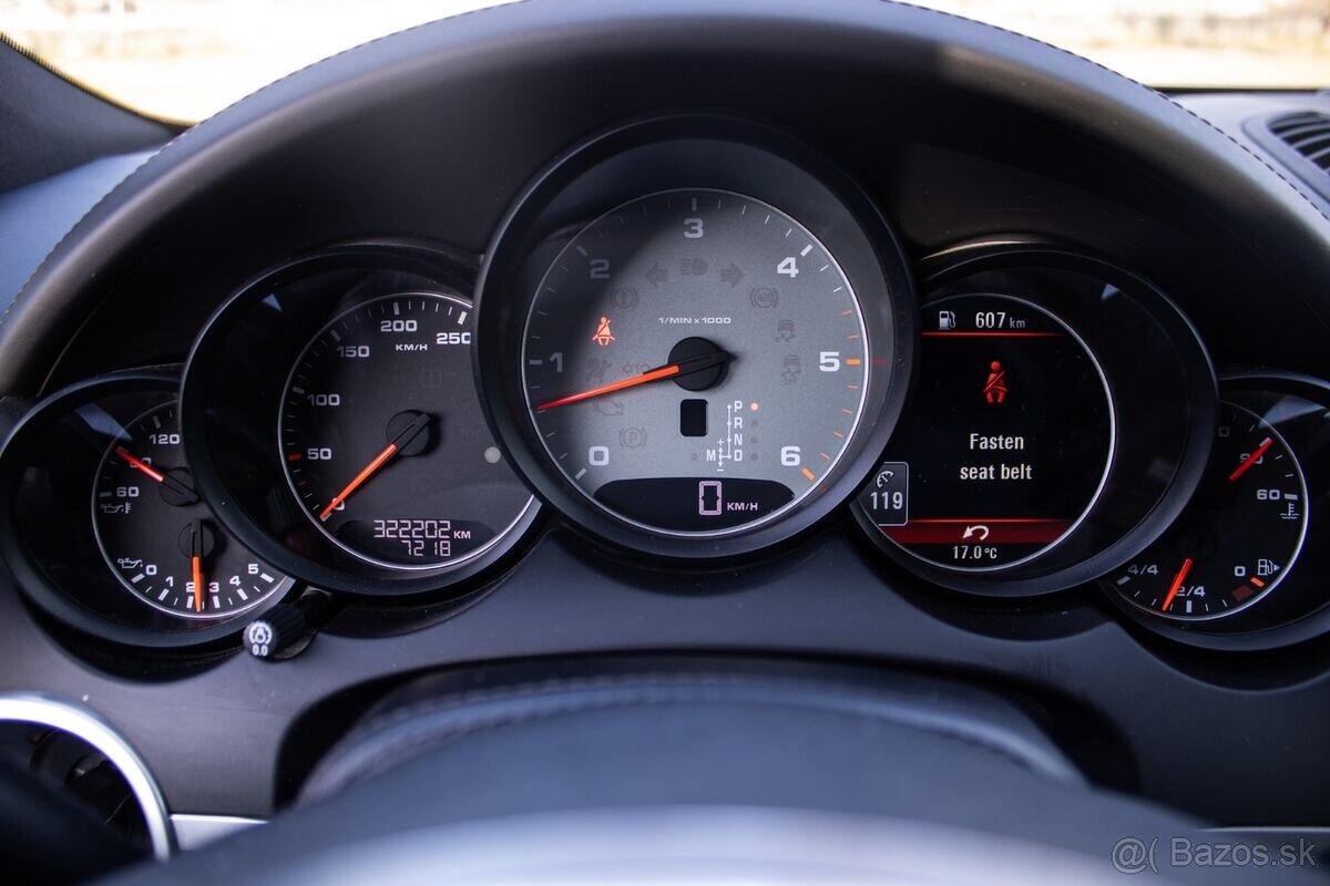 Porsche Cayenne S 4,2 V8 281 kW - 10