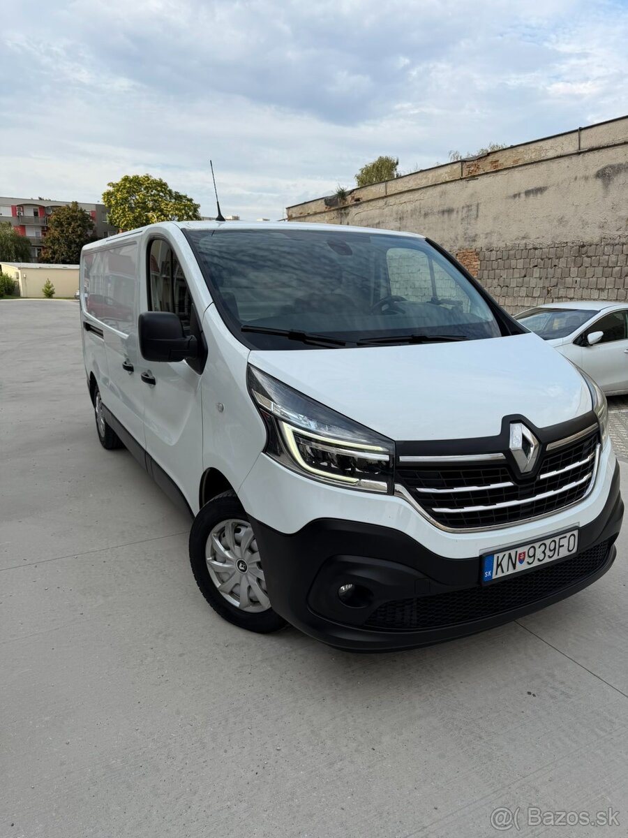 Renault Trafic III - 10