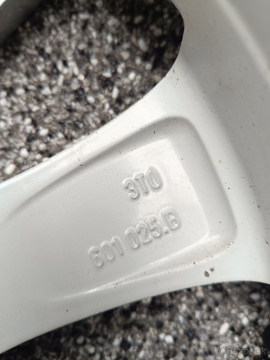 ✅5x112 R17 Venus - 10