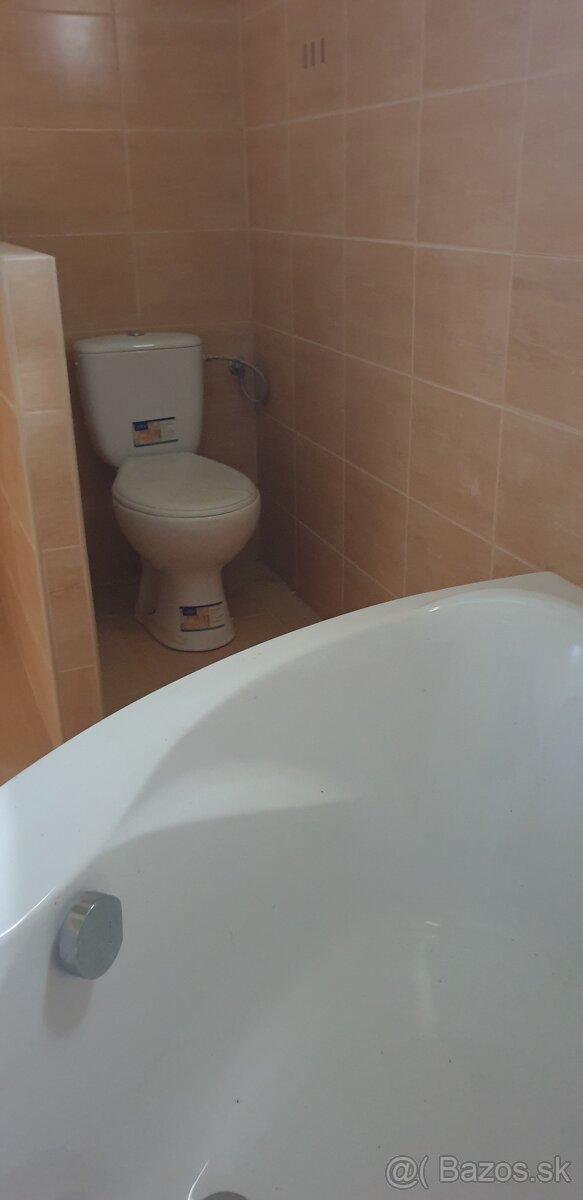 TOP Predam 120m dom Fričovce 968 m pozemok - 10