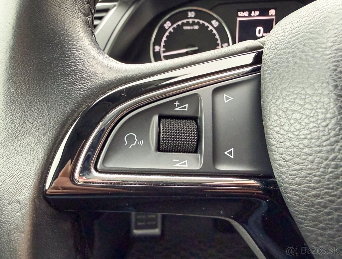 Škoda Superb Combi 1.6 TDI Ambition DSG - 10