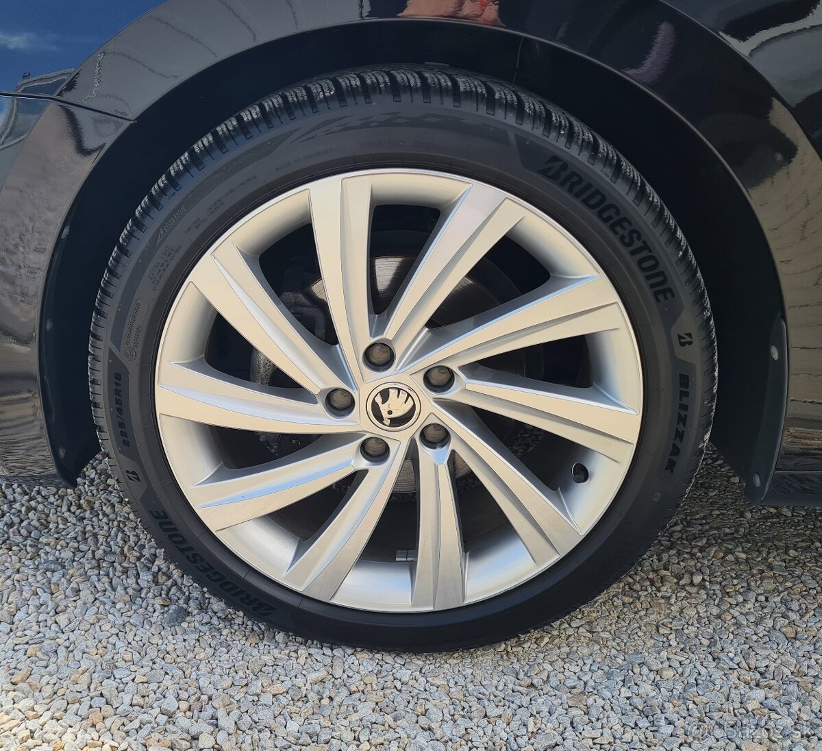 ŠKODA OCTAVIA COMBI 1.5 TSI STYLE - 10