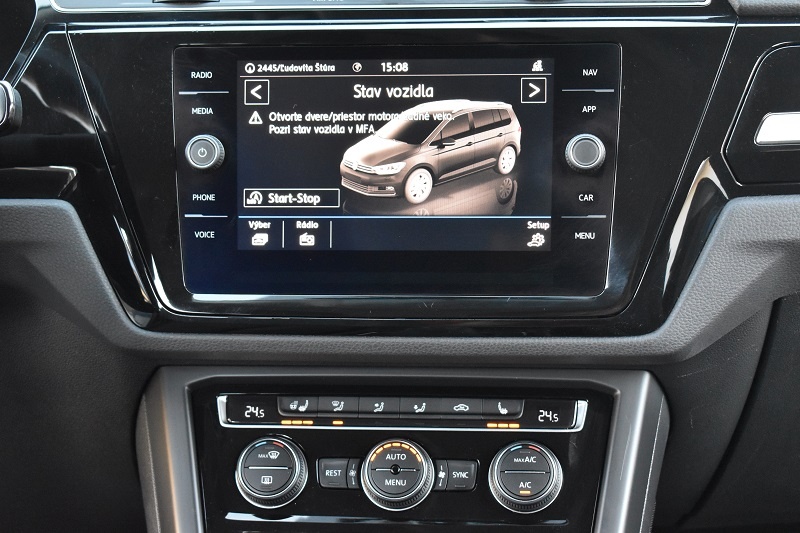 Volkswagen Touran 1,6 TDI Highline 85 kW Diesel / Nafta - 10