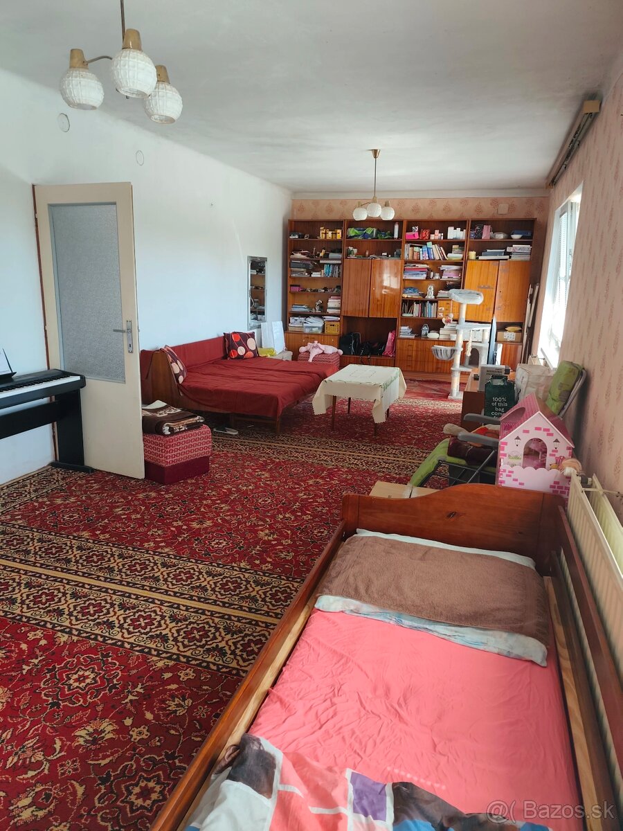 Na predaj rodinný dom Kolta - 10