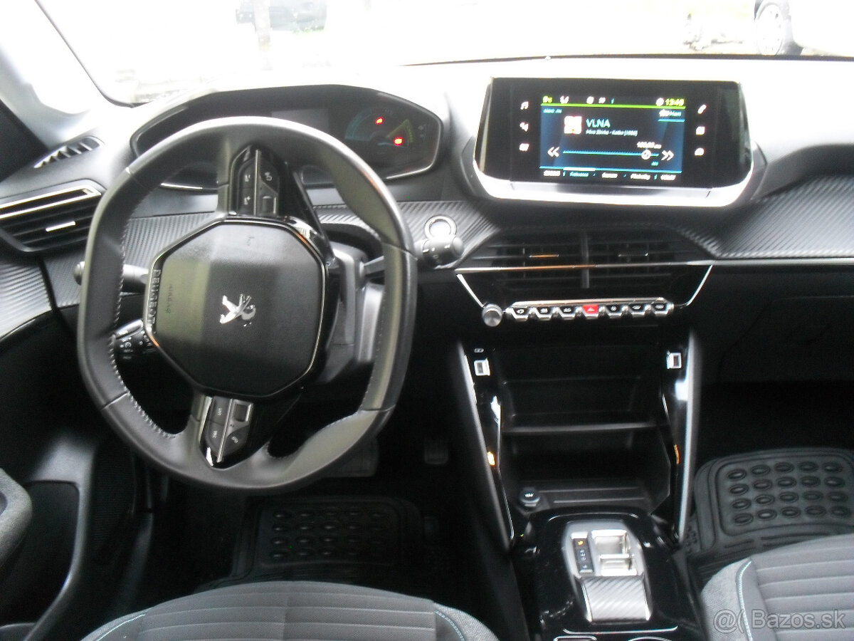 Peugeot e-208 50 kWh Style - Elektrický rv. 2023 - 10