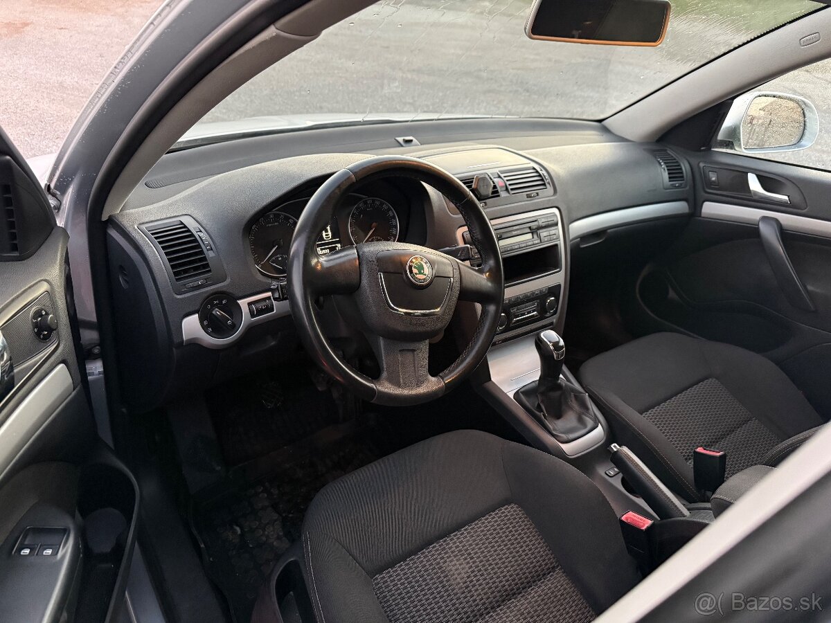 Škoda Octavia 1.6 TDI - 10