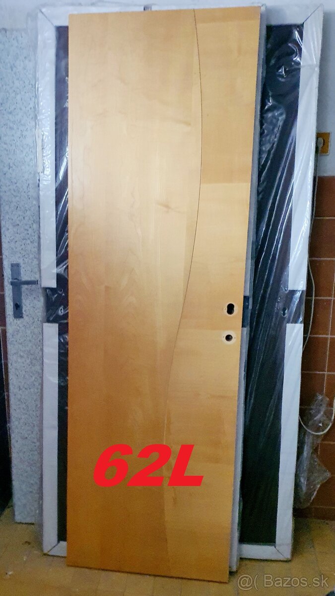 Dvere použité aj nové. - 10