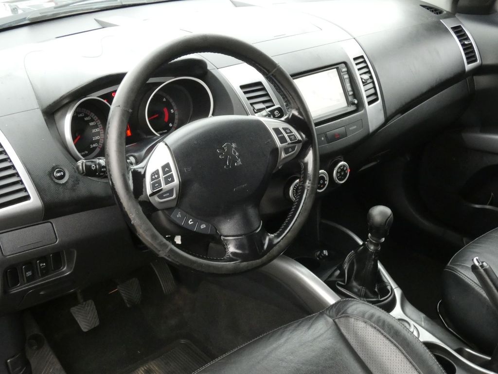 Peugeot 4007 2.2 HDI 7míst, VÝPRODEJ - 10