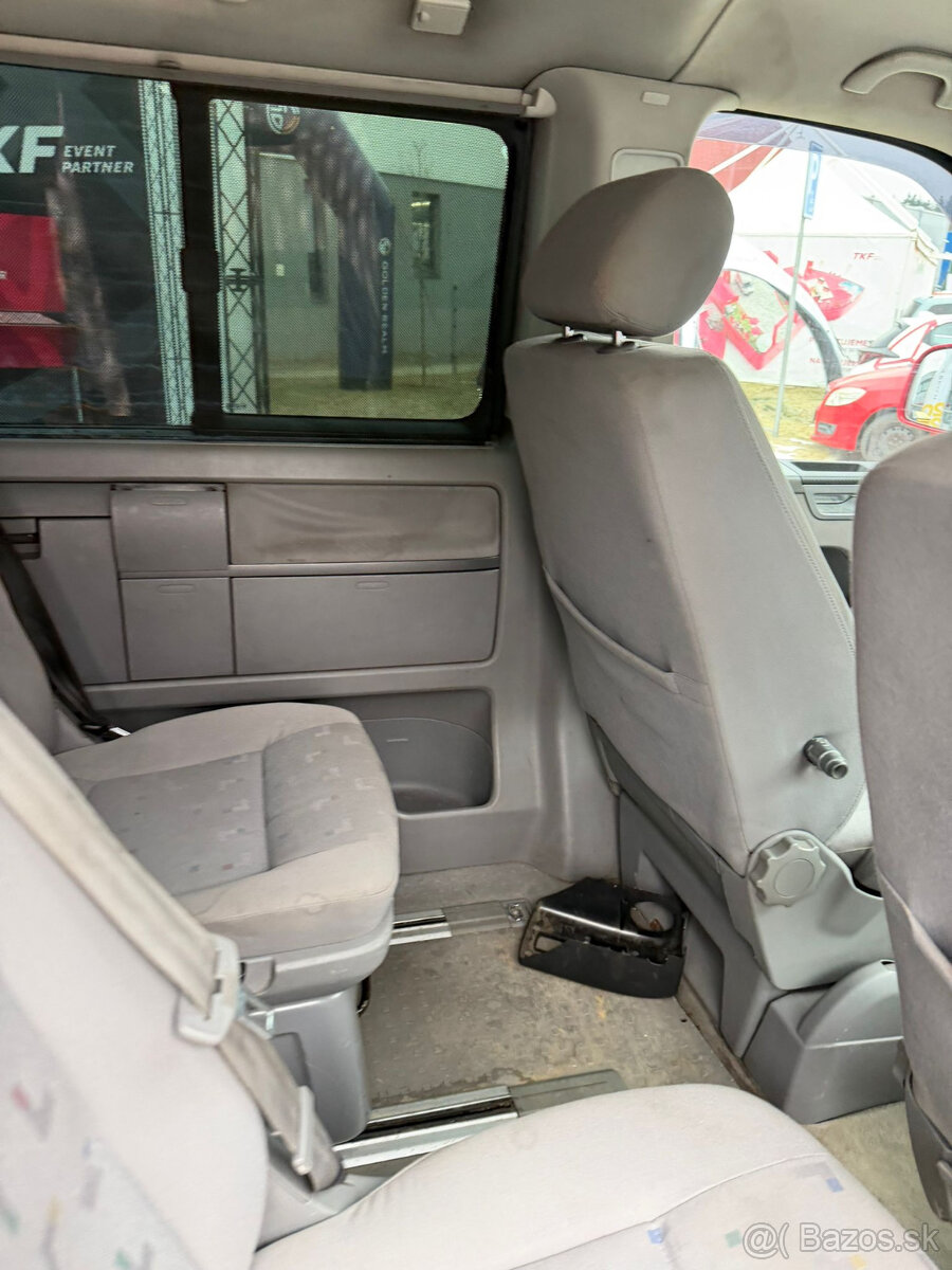 Volkswagen Multivan 2.5 TDI | 7 míst | Webasto | Bez koroze - 10
