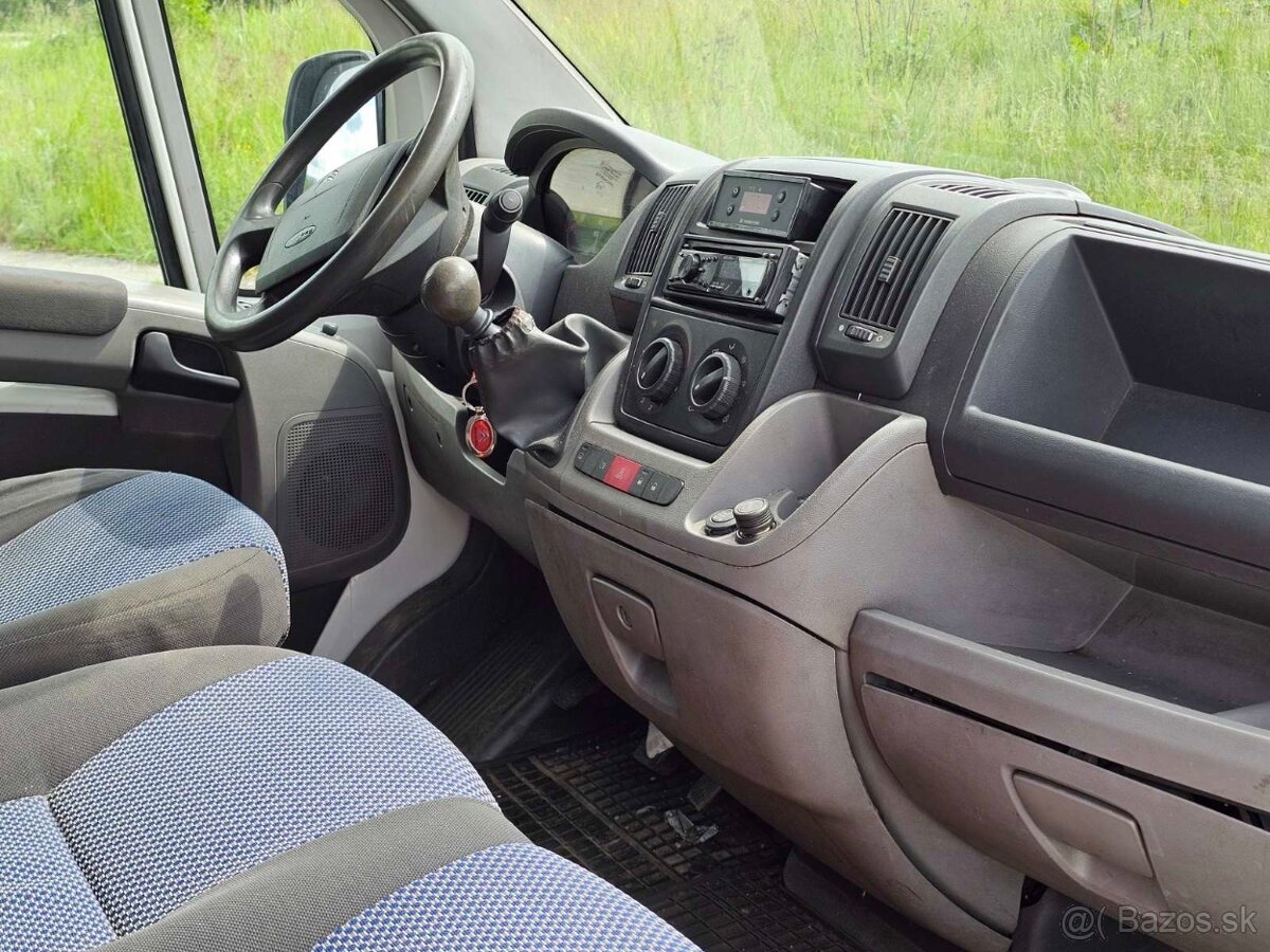 Citroen jumper - 10