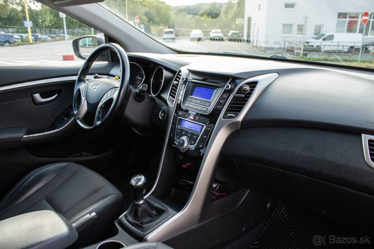 Hyundai I30 1.6 CRDi - 10
