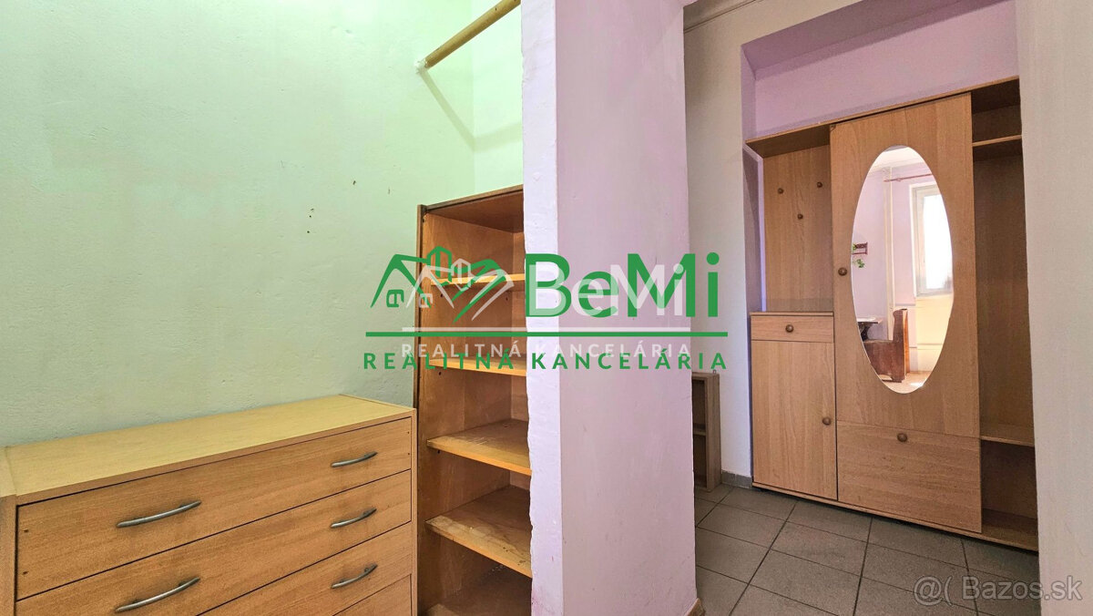 3-IZB.BYT S BALKÓNOM HNÚŠŤA-NA PREDAJ - 10