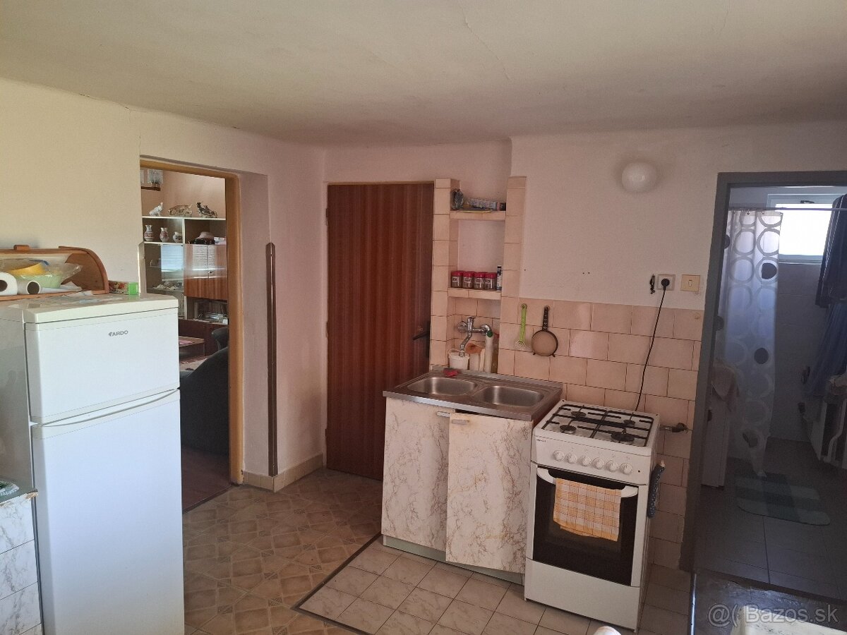 Predám štvorizbový rodinný dom Kúty - 10