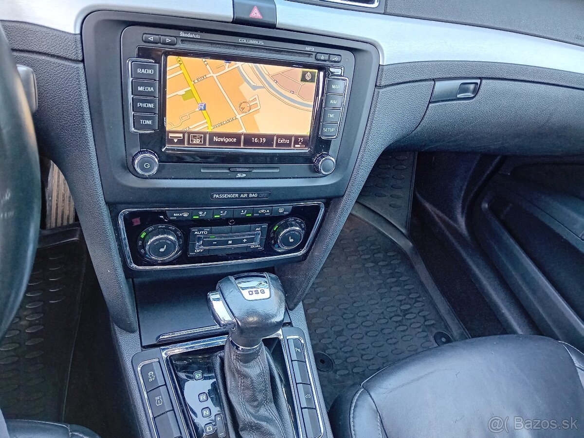 Škoda Superb 2011 2.0tdi DSG Elegance - 10